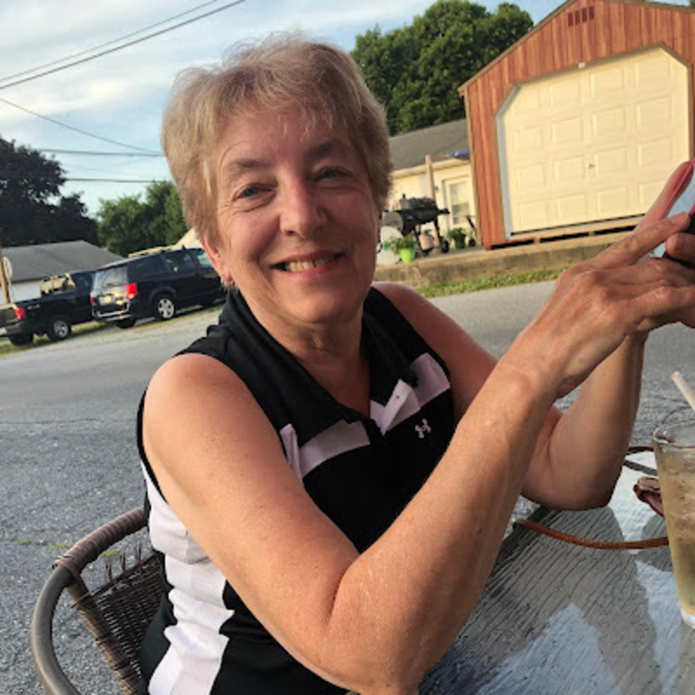 Meet your Posher, Carol